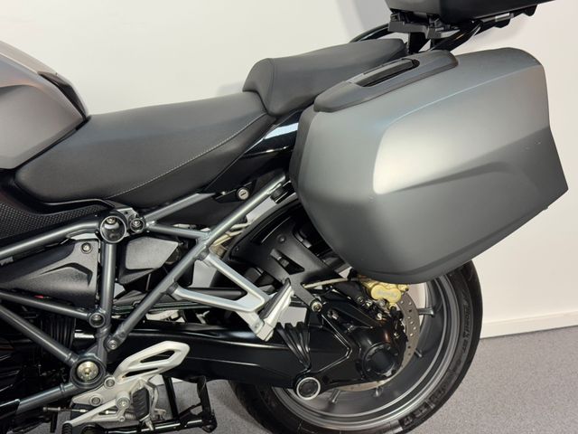 bmw - r-1200-rs