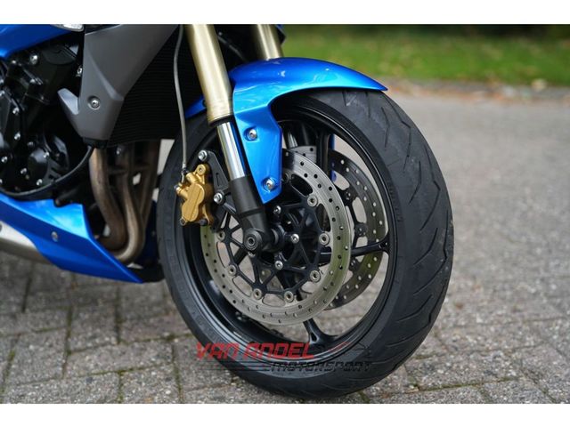 triumph - street-triple-675