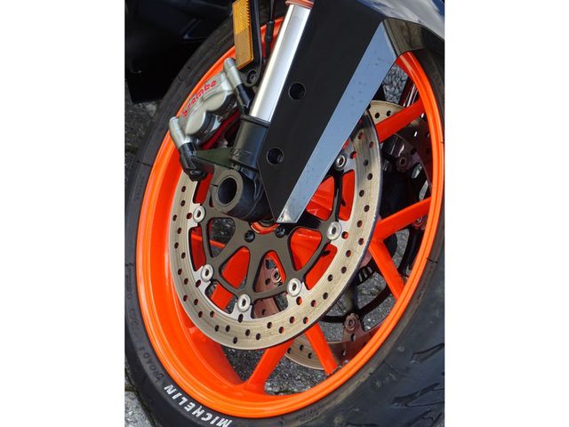 ktm - 1290-super-duke-gt