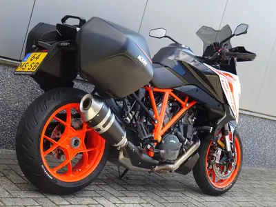 KTM 1290 SUPER DUKE GT – foto 3