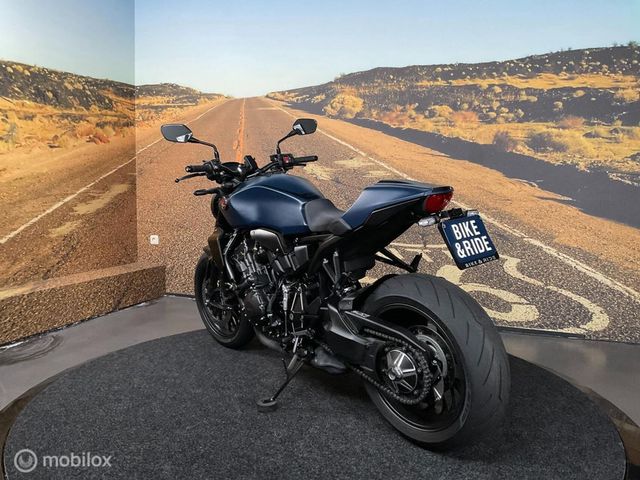 honda - cb-1000-r-black-edition