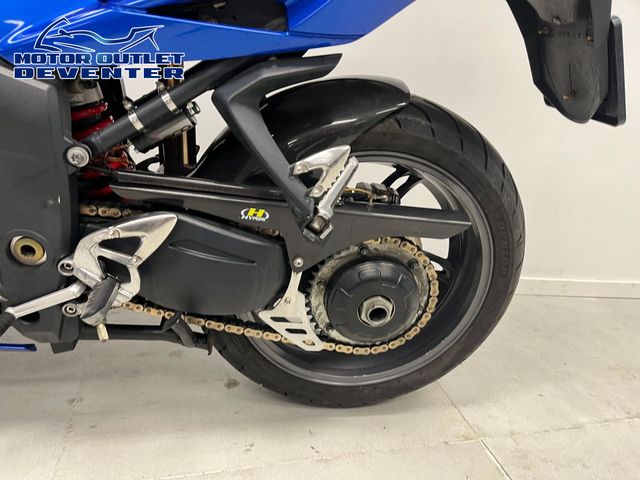 triumph - sprint-st-1050