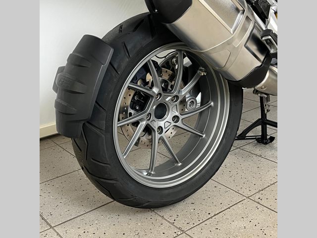 bmw - r-1200-gs-lc