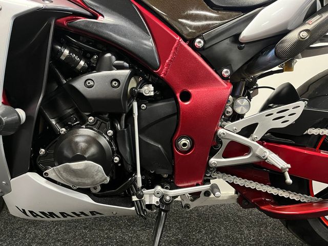 yamaha - yzf-r1