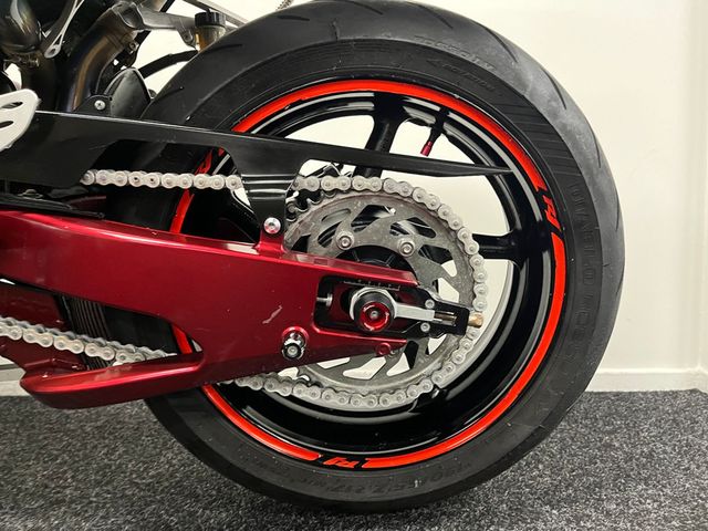 yamaha - yzf-r1