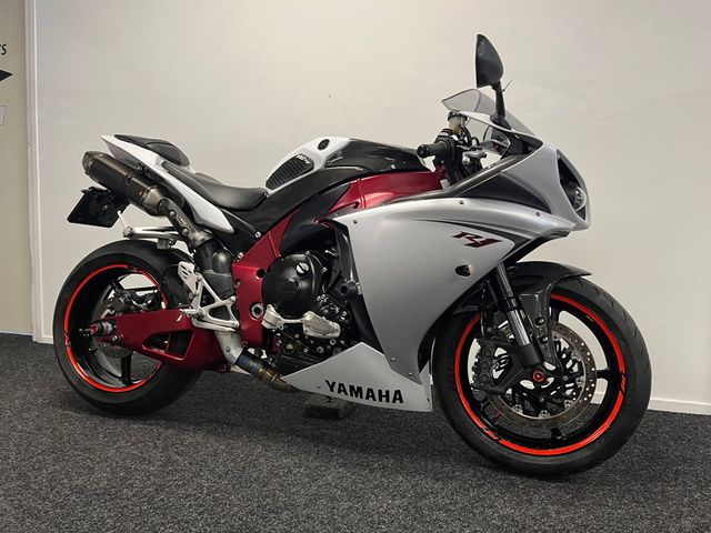 yamaha - yzf-r1