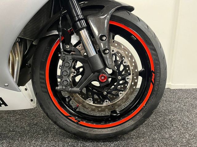 yamaha - yzf-r1