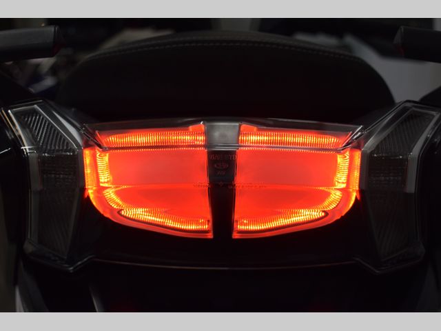 bmw - c-400-gt