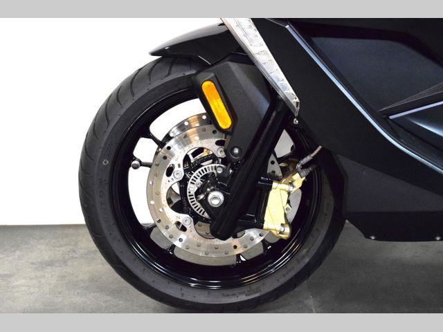 bmw - c-400-gt
