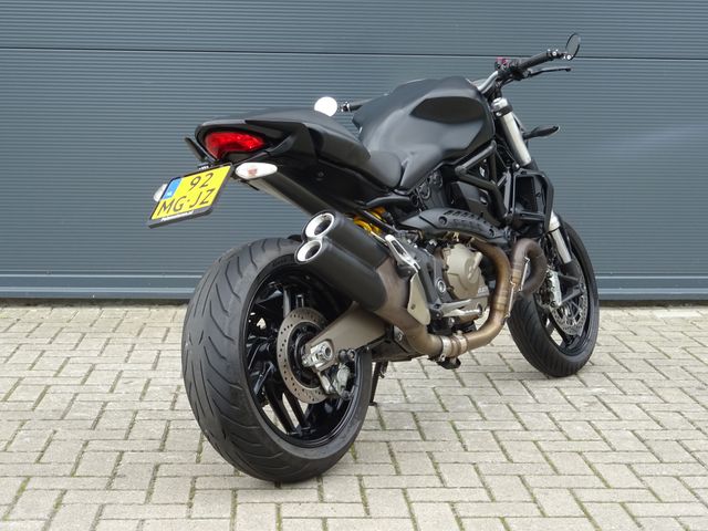 ducati - monster-821