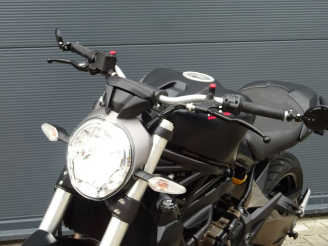 ducati - monster-821