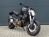 DUCATI MONSTER 821