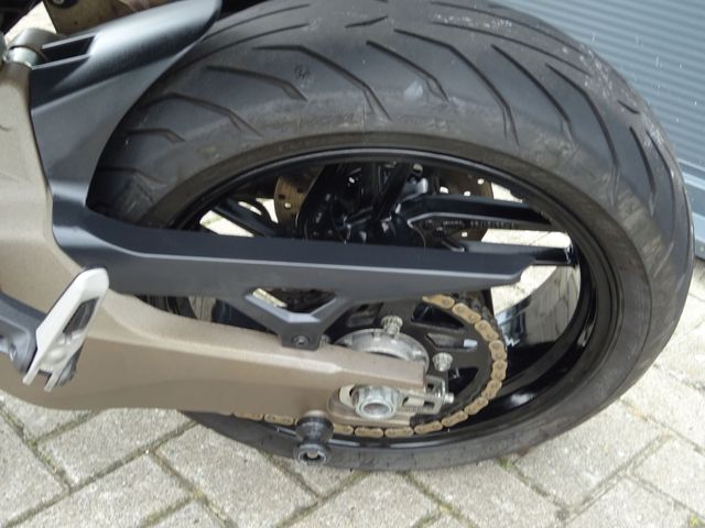 ducati - monster-821