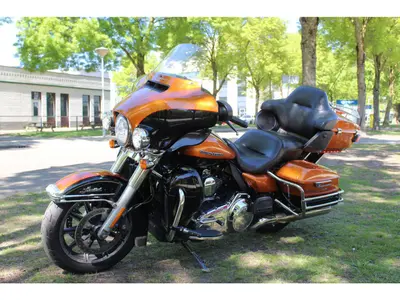 HARLEY-DAVIDSON ELECTRA GLIDE ULTRA CLASSIC FLHTCU – foto 2