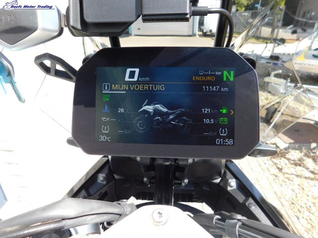 bmw - r-1300-gs-triple-black