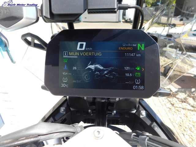 bmw - r-1300-gs-triple-black