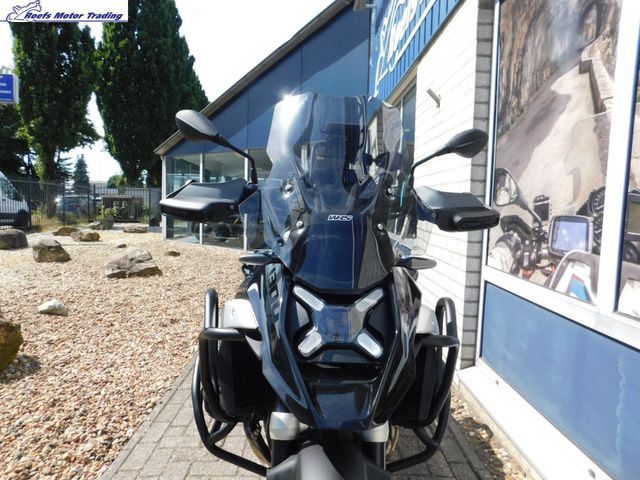 bmw - r-1300-gs-triple-black