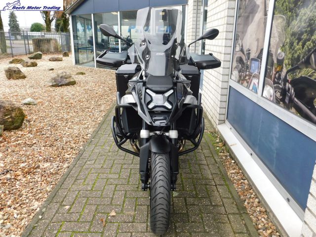 bmw - r-1300-gs-triple-black