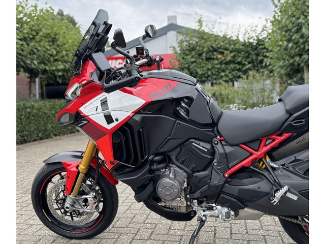 ducati - multistrada-v4-s-pikes-peak