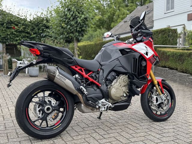 ducati - multistrada-v4-s-pikes-peak