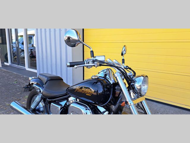 honda - vt-750--dc-black-widow