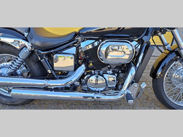 honda - vt-750--dc-black-widow