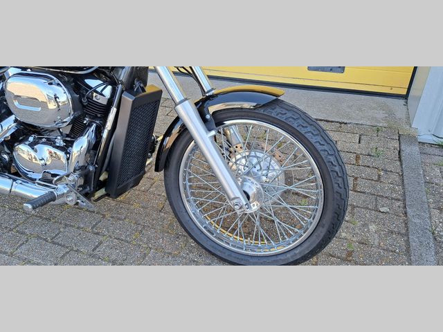 honda - vt-750--dc-black-widow