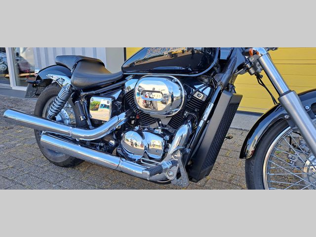 honda - vt-750--dc-black-widow