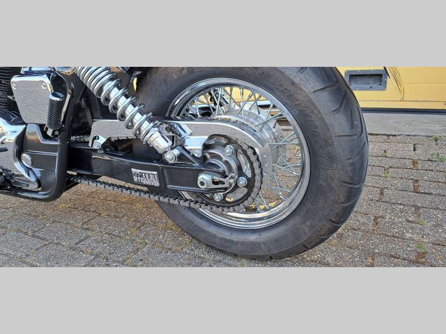 honda - vt-750--dc-black-widow
