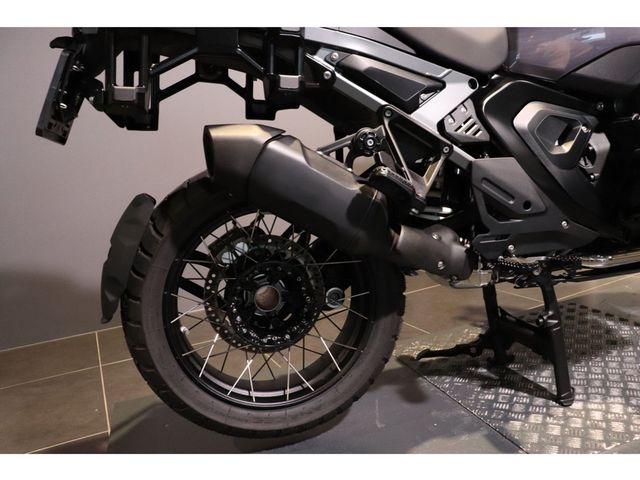 bmw - r-1300-gs-adventure