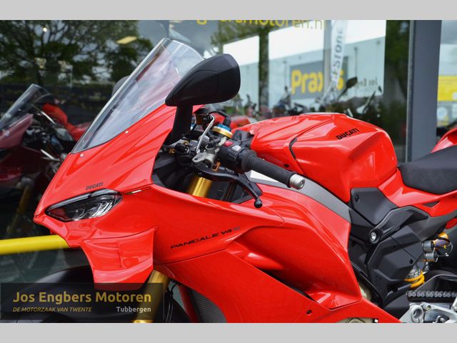 ducati - panigale-v4-s