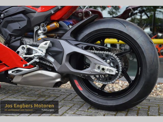 ducati - panigale-v4-s
