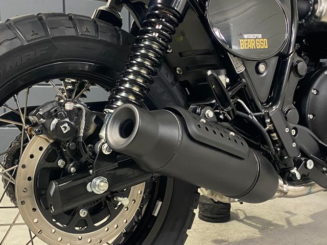 royal-enfield - bear-650