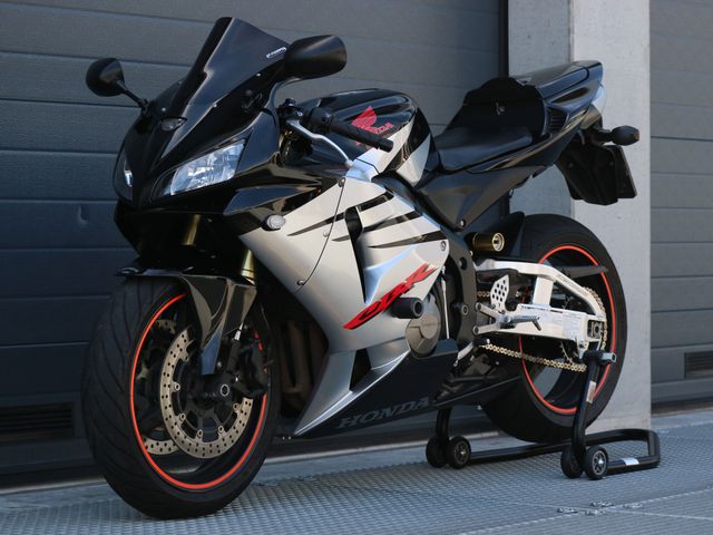 honda - cbr-600-rr