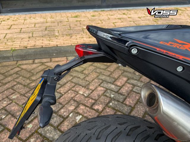 ktm - 890-duke-r
