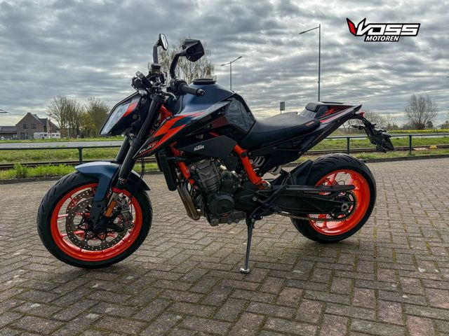 ktm - 890-duke-r