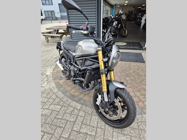 benelli - leoncino-800