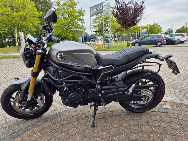 benelli - leoncino-800