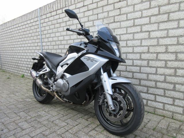 honda - vfr-800-x-crossrunner