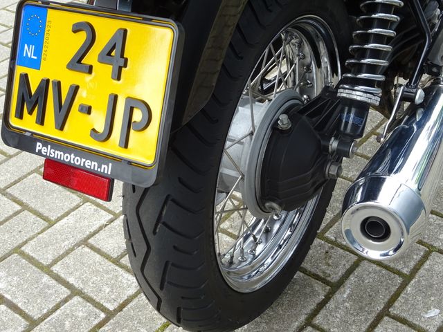 moto-guzzi - v-7-classic