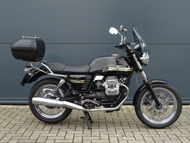 moto-guzzi - v-7-classic