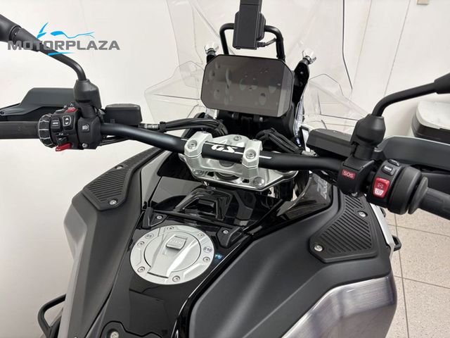 bmw - r-1300-gs-adventure