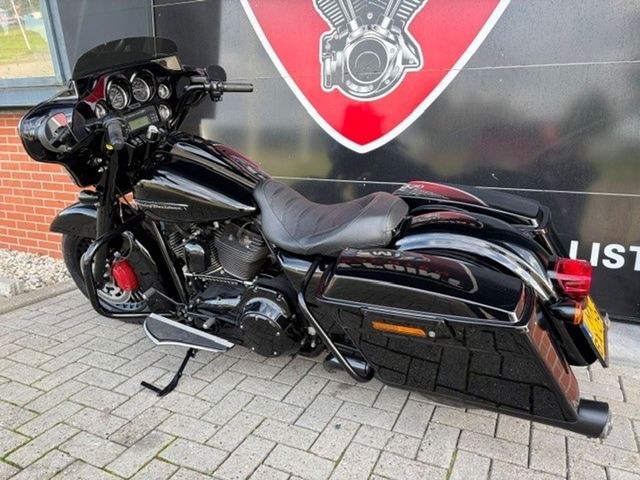 harley-davidson - electra-glide-ultra-limited-flhtk