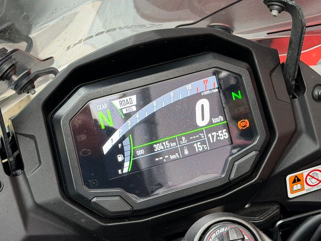 kawasaki - ninja-1000sx-performance-tourer