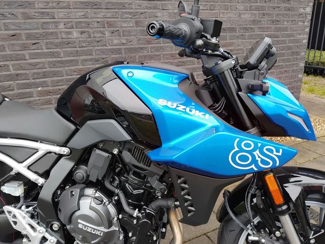 suzuki - gsx-8s