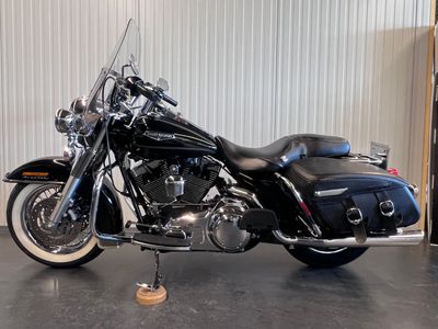 HARLEY-DAVIDSON ROAD KING CLASSIC FLHRC – foto 3