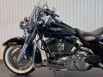 HARLEY-DAVIDSON ROAD KING CLASSIC FLHRC – foto 4