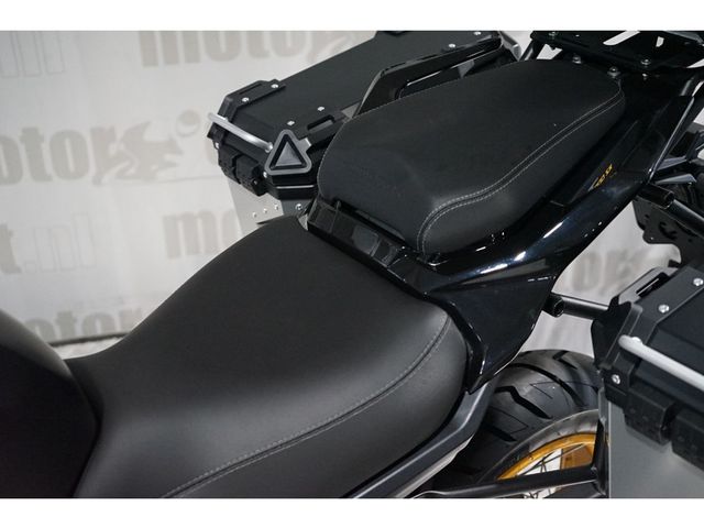 QJMOTOR - srt-900-sx-touring