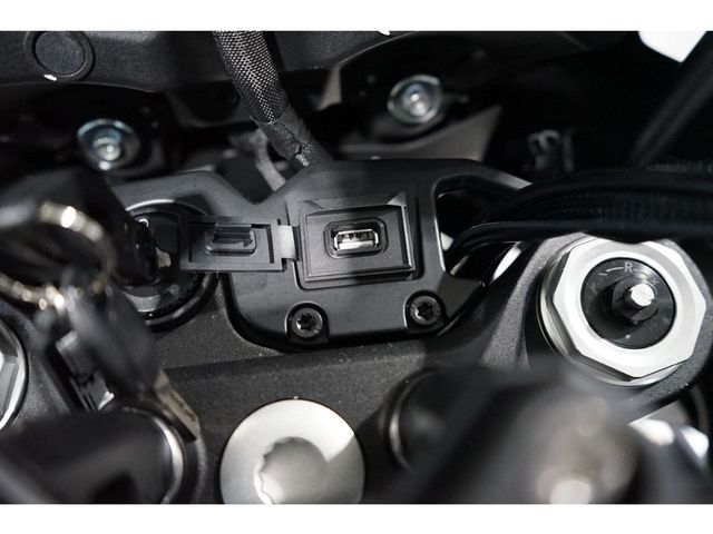 QJMOTOR - srt-900-sx-touring