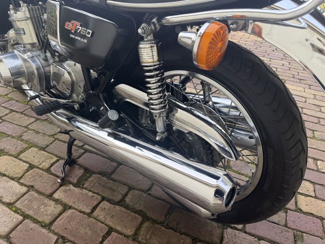 suzuki - gt-750